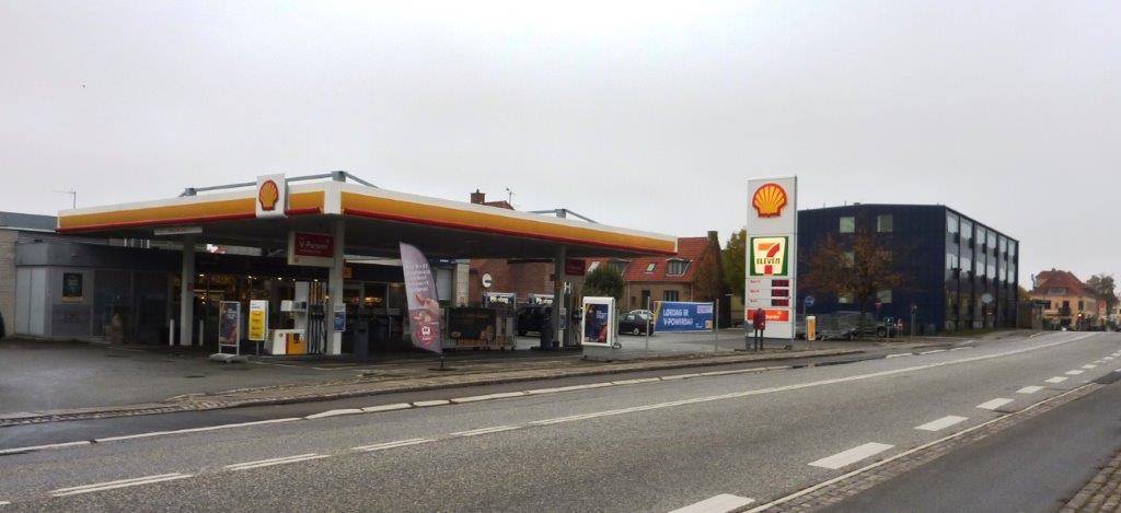 Autoparken ? Del 4:4 - Dines Bog